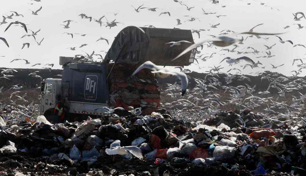 Brady Road Landfill site — the second-largest producer of greenhouse gases in Manitoba. (Ken Gigliotti / Winnipeg Free Press files)