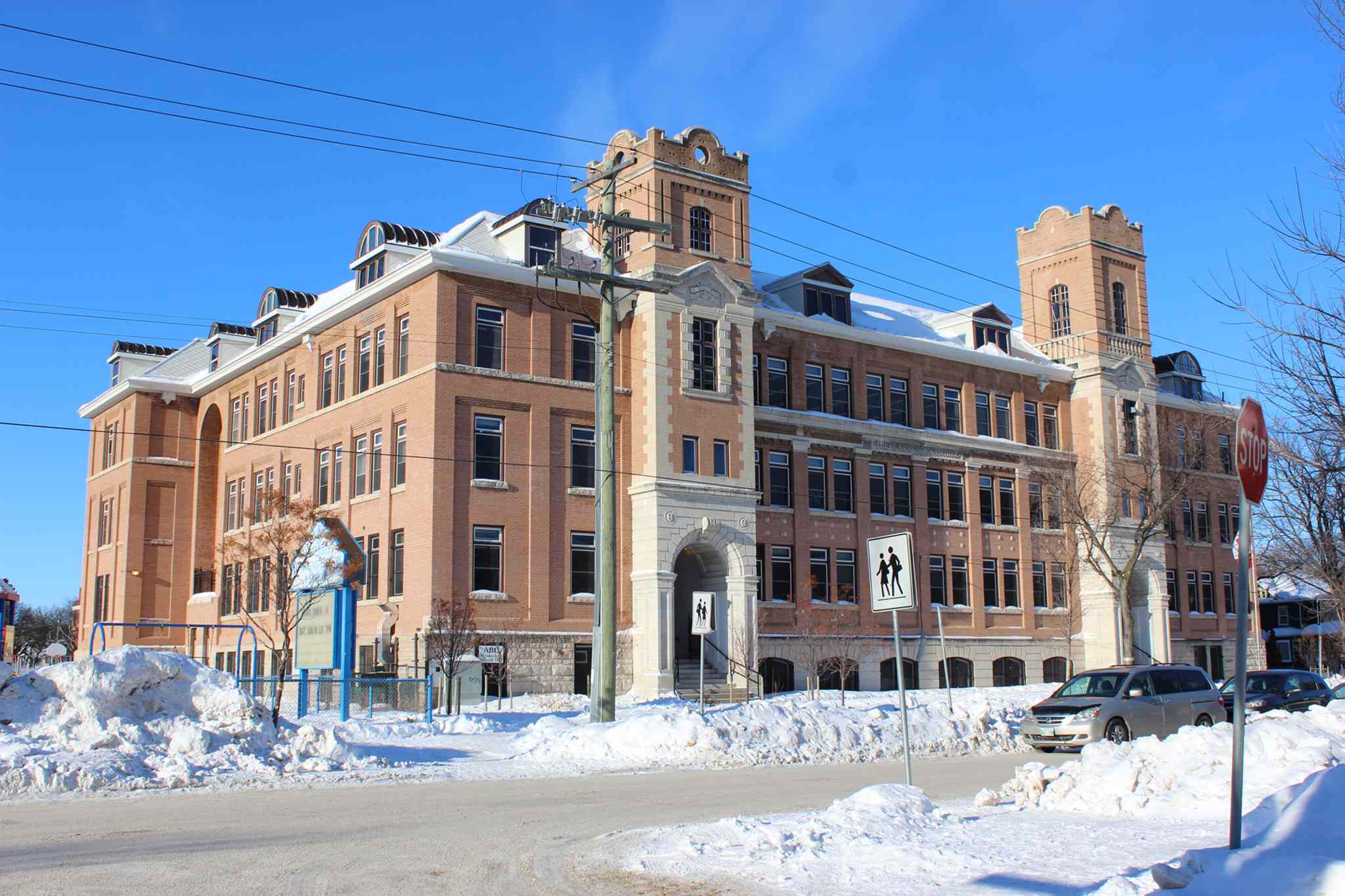 Earl Grey’s facelift continues Our Communities