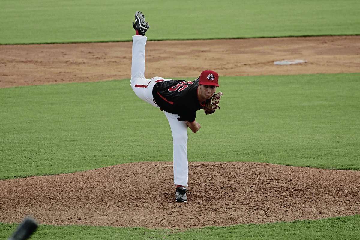 Oakville pitcher recognized by Baseball Manitoba Our Communities