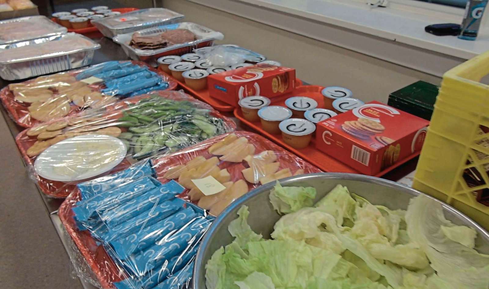 Lunch program fuels learning – Our Communities