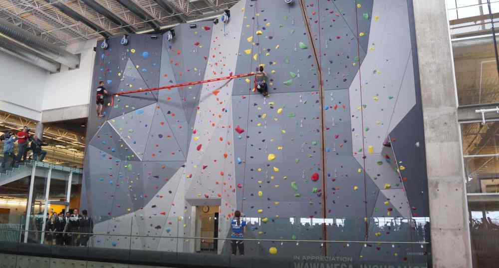 Danielle Da Silva - Sou'wester
Climbers scale the rock climbing wall in the University of Manitoba’s new Active Living Centre to retrieve the red ribbon during the grand opening ceremony of the multi-million dollar facility.
