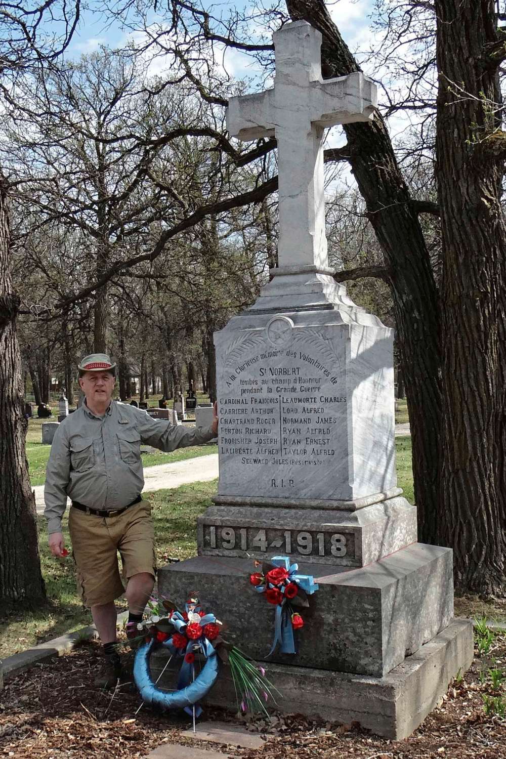 Communityled service continues to honour 13 fallen Our Communities