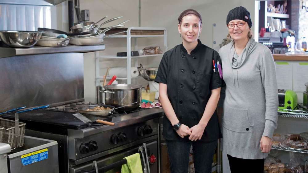 Glutenfree diner offering up a safe fried feast Our Communities