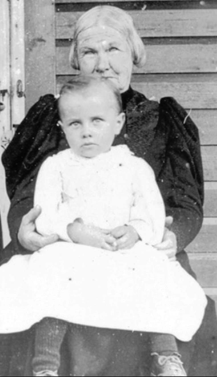Archives of Manitoba
Jemima Street was named for Jemima Ross, mother of five and wife of Red River Colony’s first postmaster. The name was changed to Elgin Street in 1906.
