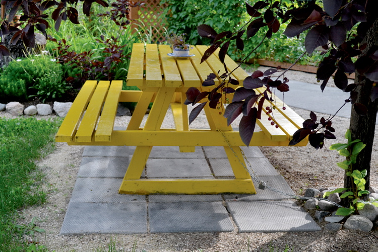 Supplied Photo
This yellow table, simple though it may be, has become a focal point in the neighbourhood.