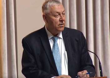 Supplied photo
Elmwood MLA Jim Maloway presented a petition on diagnostic testing accessibility to the Manitoba Legislature on April 27, 2021.