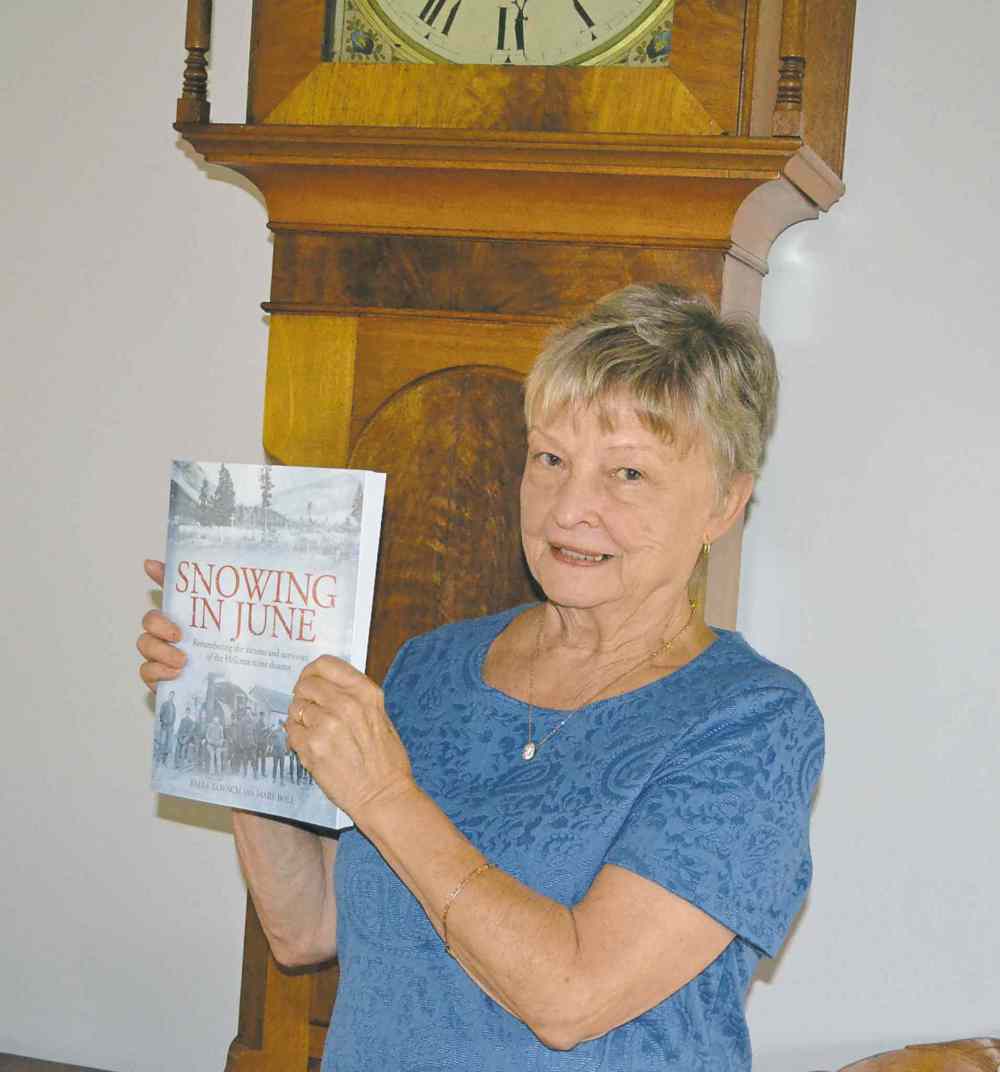 Sou'wester
Fort Richmond author and researcher Mary Bole shows off Snowing in June, a book she wrote with her sister, Belle Kovach.
