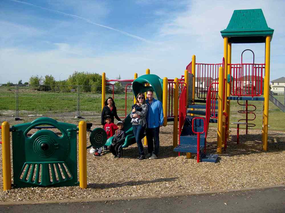 Amber Trails residents build community park Our Communities
