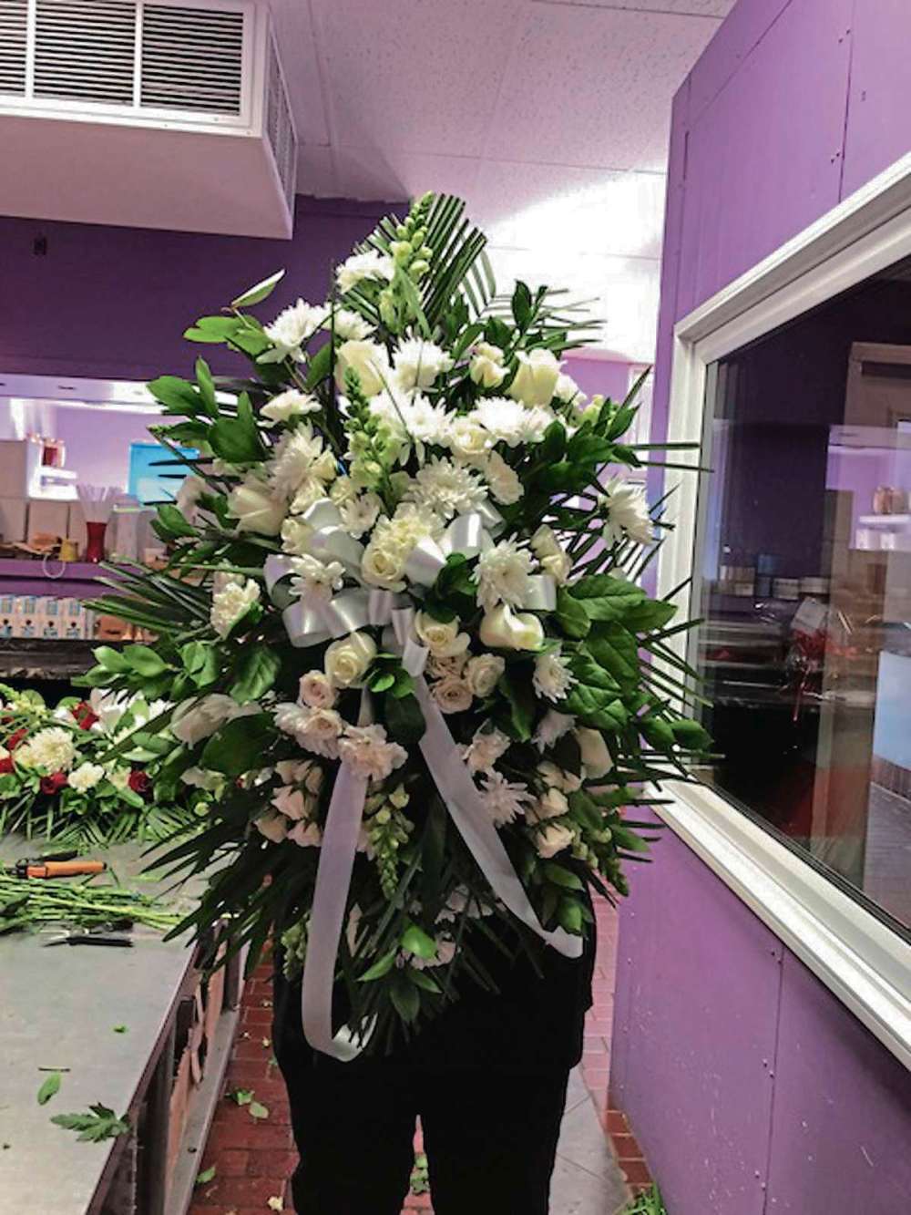 Flower bargains and more at Bloomex Our Communities