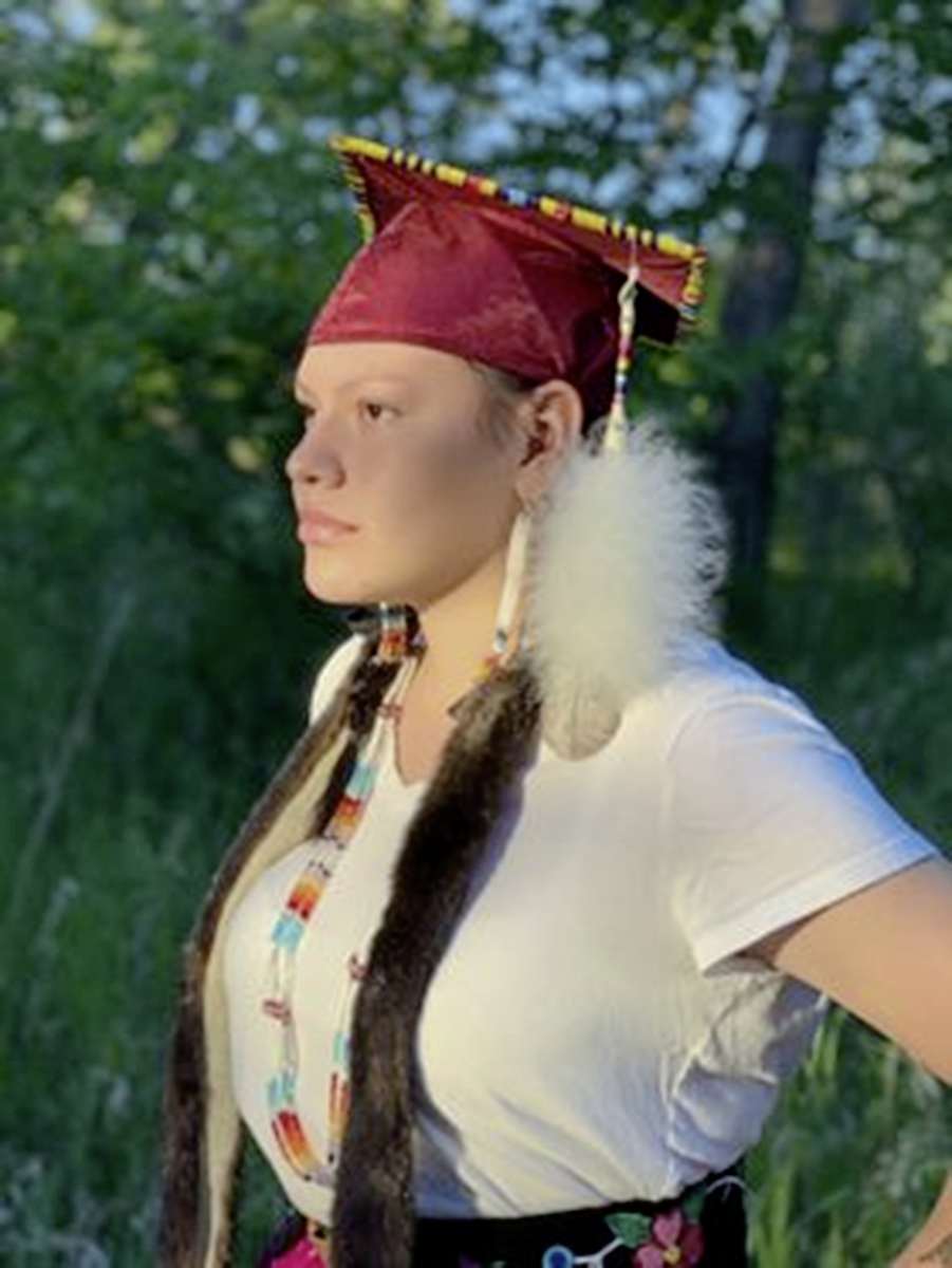 Jacinda Houle is Portage Collegiate Institute's first Indigenous valedictorian. (SUPPLIED)