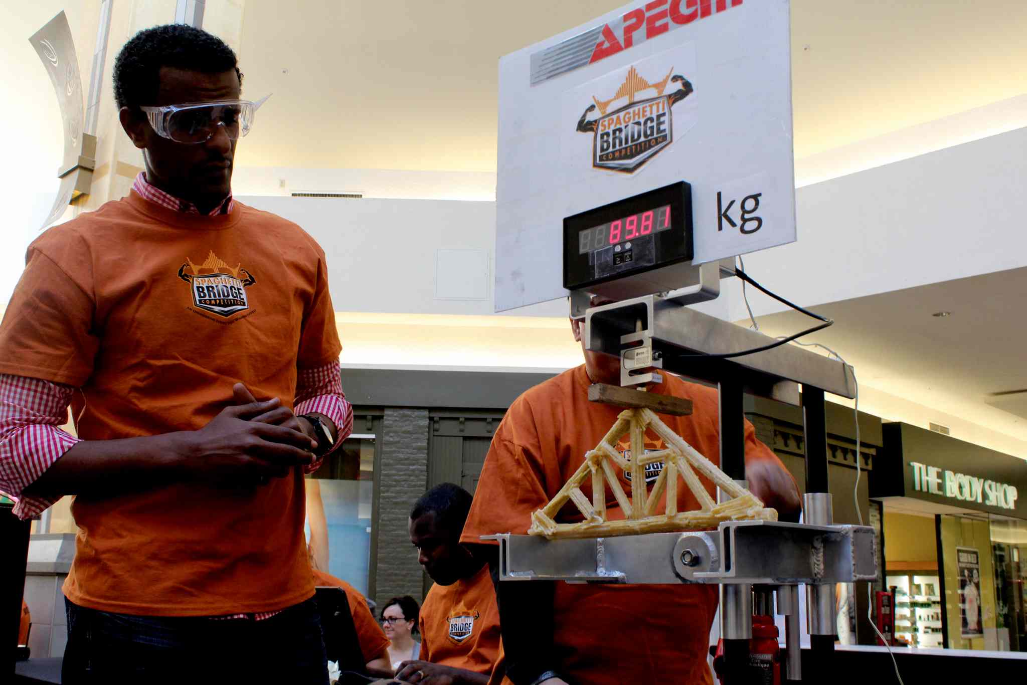 Spaghetti bridge competition holds weight Our Communities