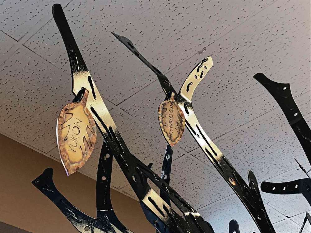 Photo by Ligia Braidotti
Each leaf represents the missing and murdered Indigenous women and girls in all provinces.