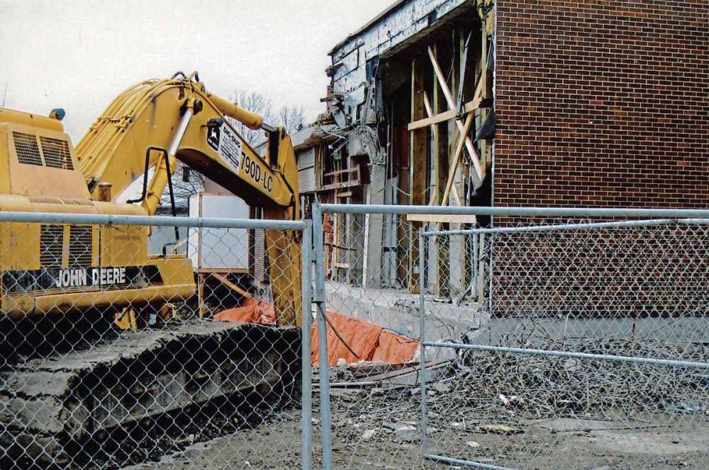 Supplied photo
A photo of work being done on Seven Oaks General Hospital’s emergency room during renovations in 2007.