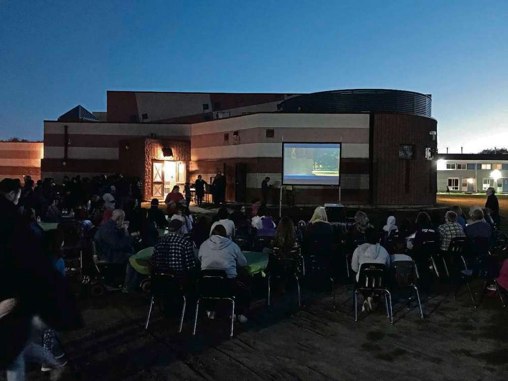 Supplied photo
Community members gathered at Lord Selkirk Park to watch A Good Place to Live, a video done by the Manitoba Research Alliance, the Canadian Centre for Policy Alternatives, the University of Winnipeg and local filmmaker Ian Mauro.