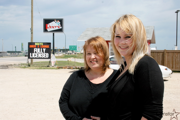 Prescott James
Jennifer (left) and Roxy Last opened the New Roxy’s Diner restaurant on June 15. They are planning a grand opening event for July 16 and 17.