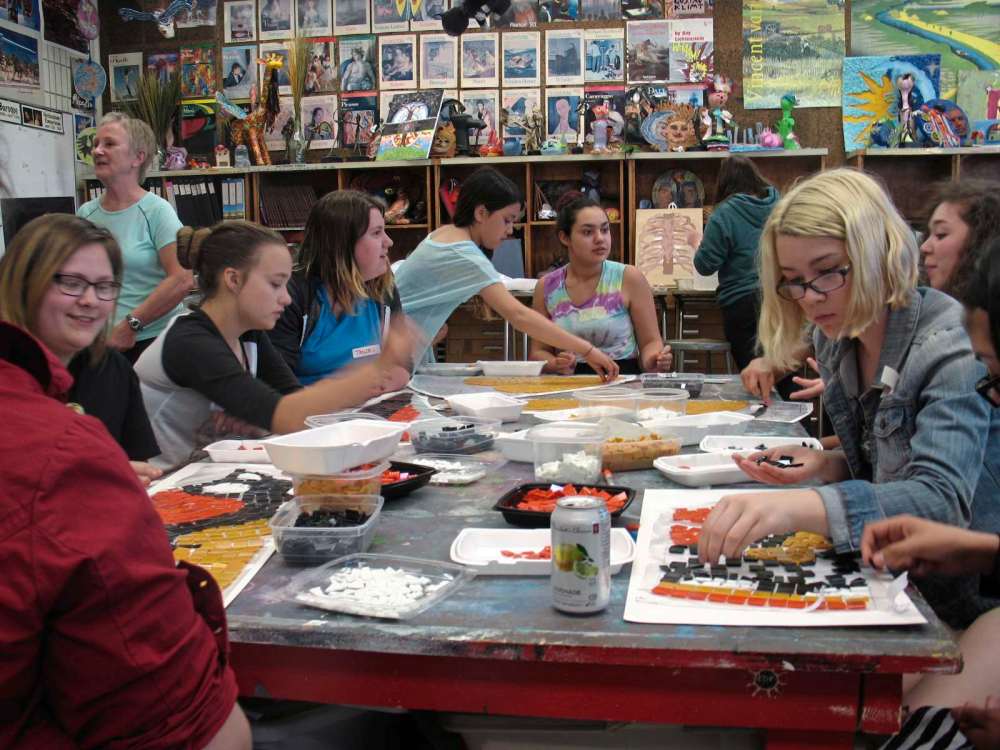 Sheldon Birnie
Students from Kildonan East Collegiate’s Girls’ Club set tiles for the “Life Journey” project with students from Valley Gardens Middle School. The sculpture will be unveiled in September next to the Northeast Pioneers Greenway near Concordia Avenue.