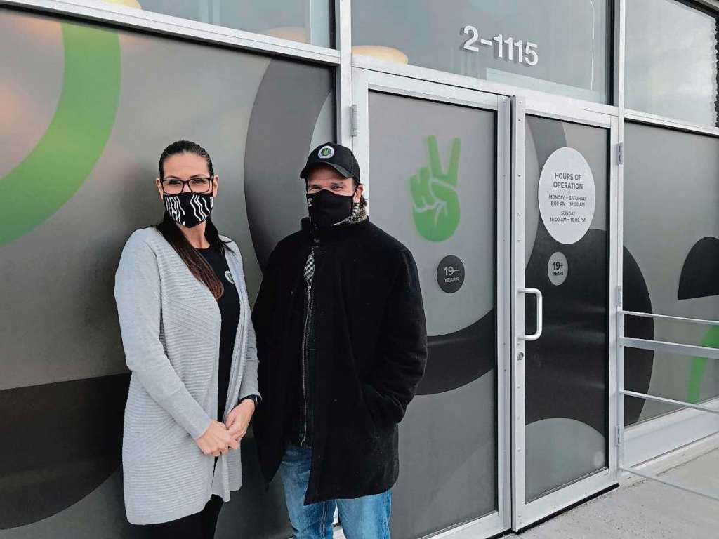 Sheldon Birnie
General manager Lindsey Pfiefer (left) and marketing manager Ian Gibb hope to make Happy Valleys Cannabis among the top 20 of local cannabis retailers. The flagship shop opened on Nov. 22 at 2-1115 Gateway Rd. (SHELDON BIRNIE/CANSTAR/THE HERALD)