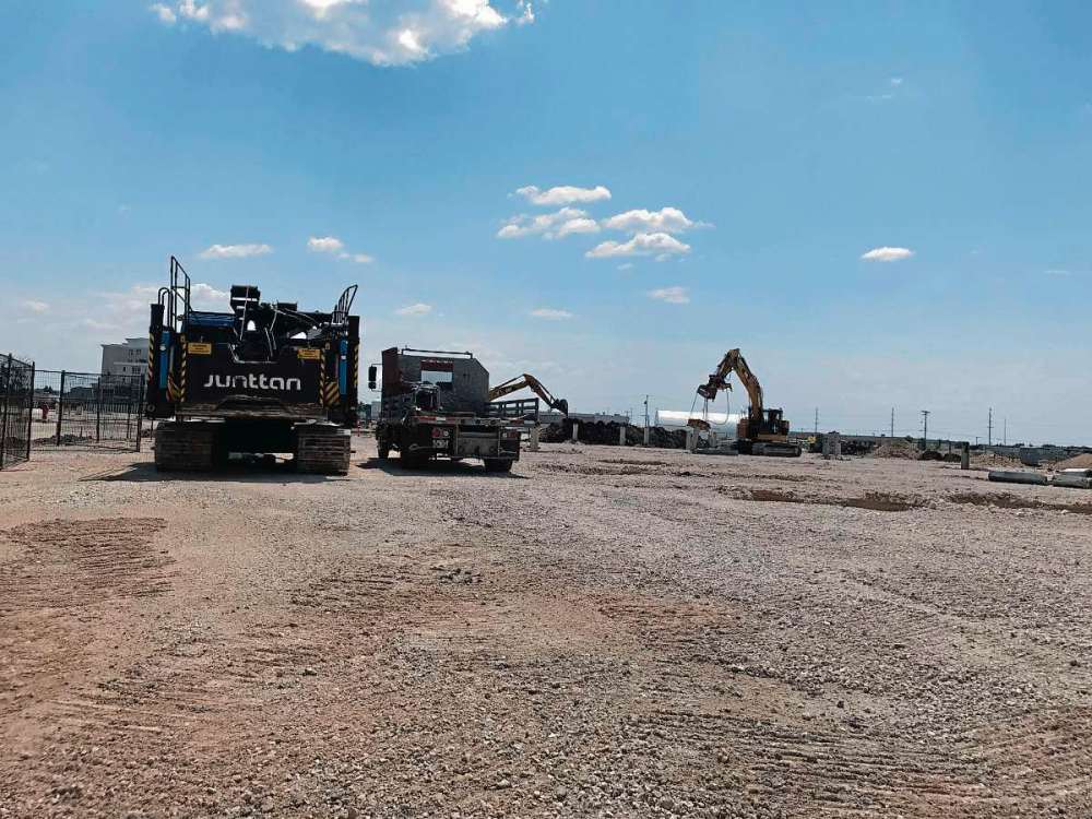 Sheldon Birnie
Construction is well underway at Park City Commons (1500 Plessis Rd.), a mixed use development that, when complete, will be home to retail, residential, and recreational facilities. (SHELDON BIRNIE/CANSTAR/THE HERALD)