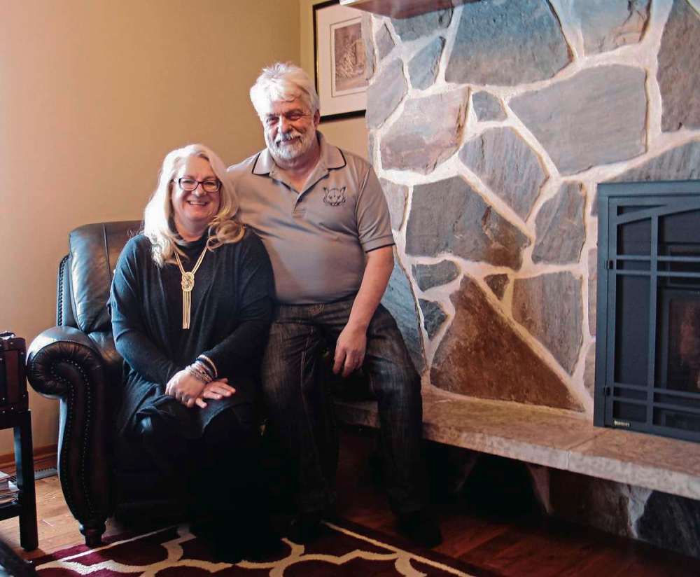 ESP couple headed for reno show Our Communities