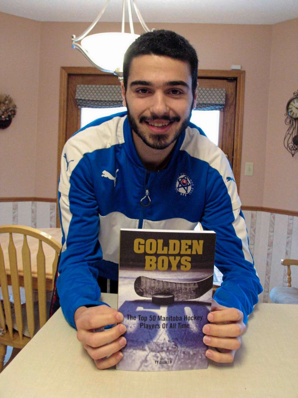 The Lance
Ty Dilello will officially release his new book Golden Boys: The Top 50 Manitoba Hockey Players of All Time at McNally Robinson at Grant Park on Nov. 22. (SIMON FULLER/CANSTAR NEWS/THE LANCE)