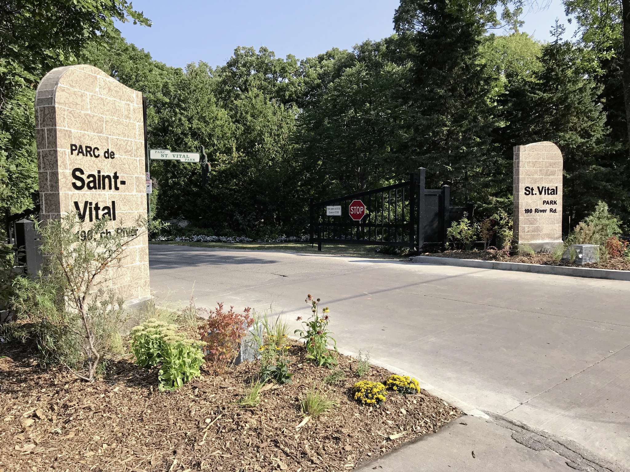 Enhancement work completed on St. Vital Park entrance Our Communities
