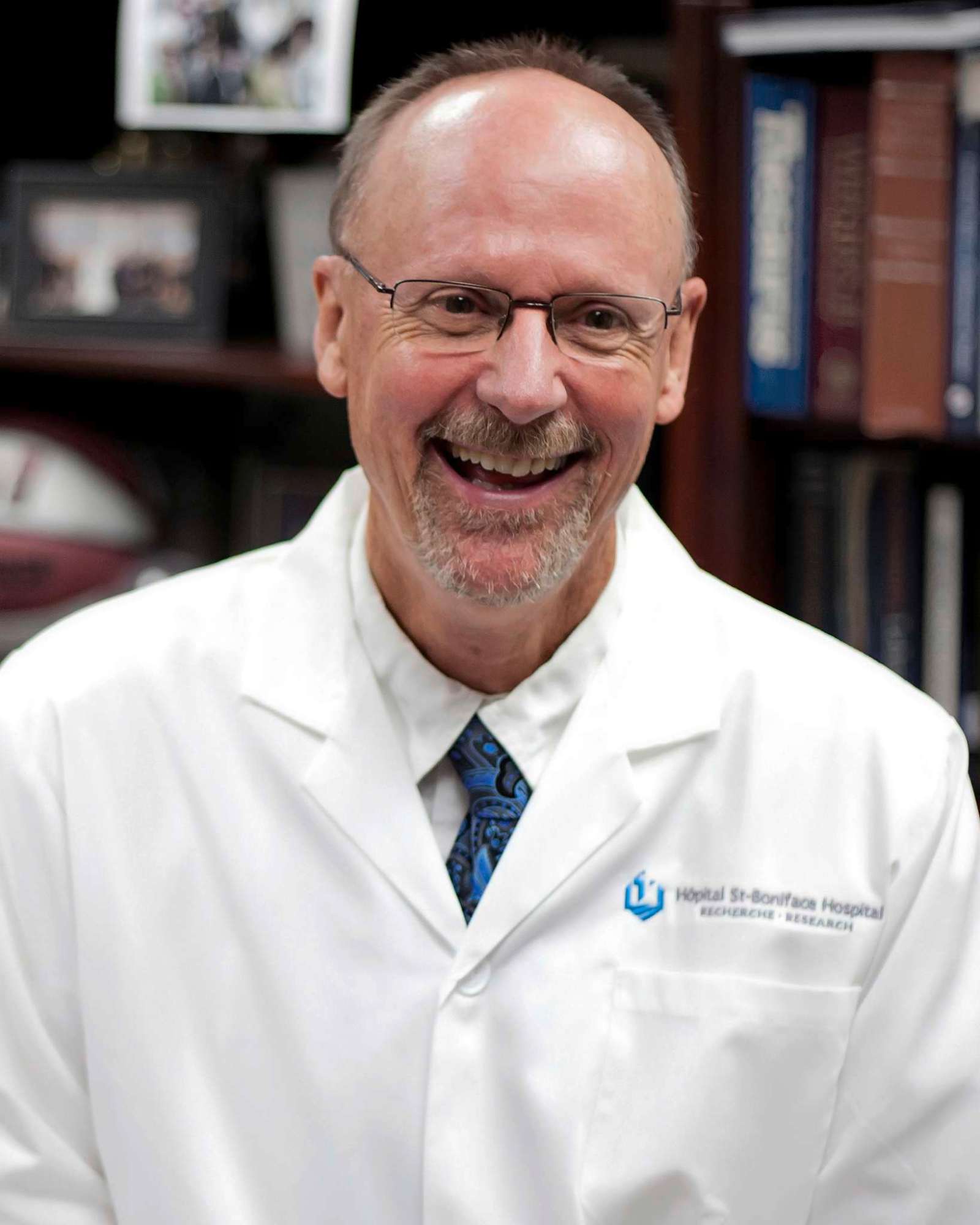 Pierce wins prestigious research award – Our Communities