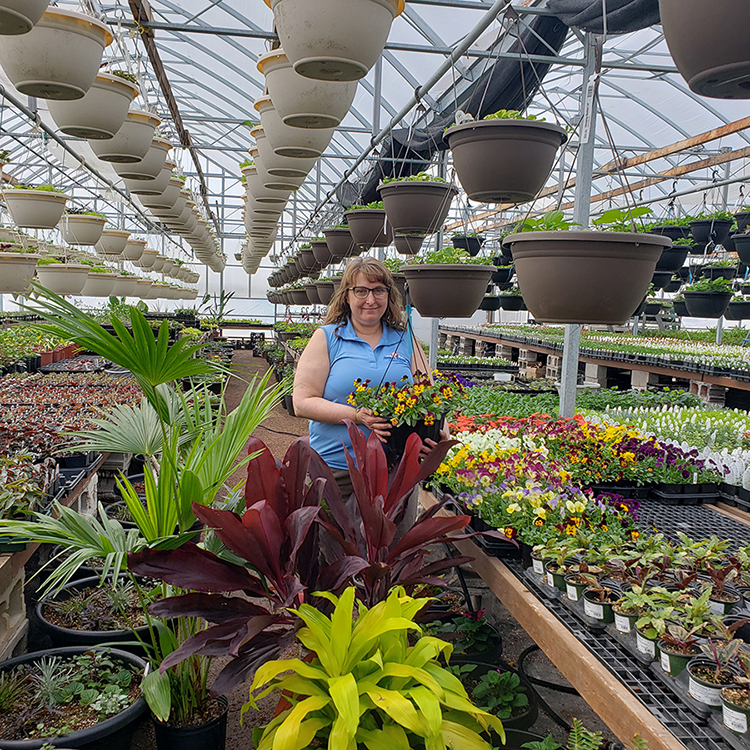 Bloomin’ ready for spring Our Communities