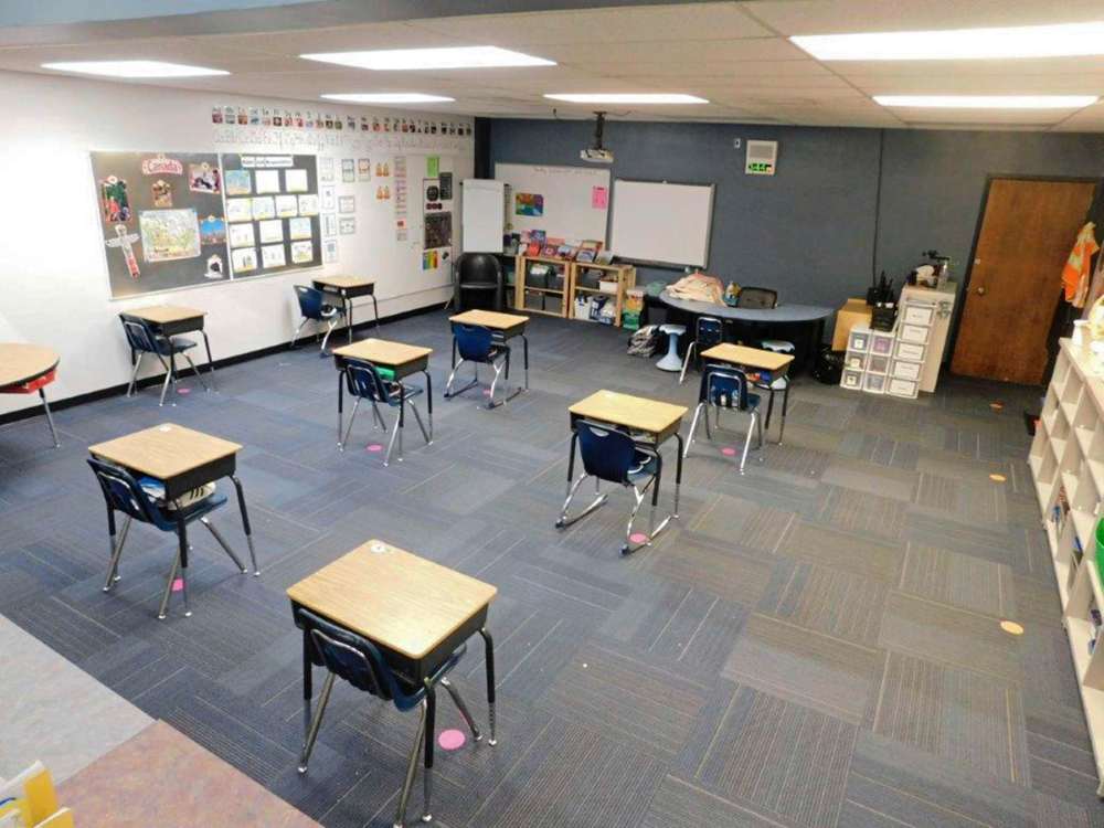 Sou'wester
A classroom at Ryerson School with two metres between the desks.