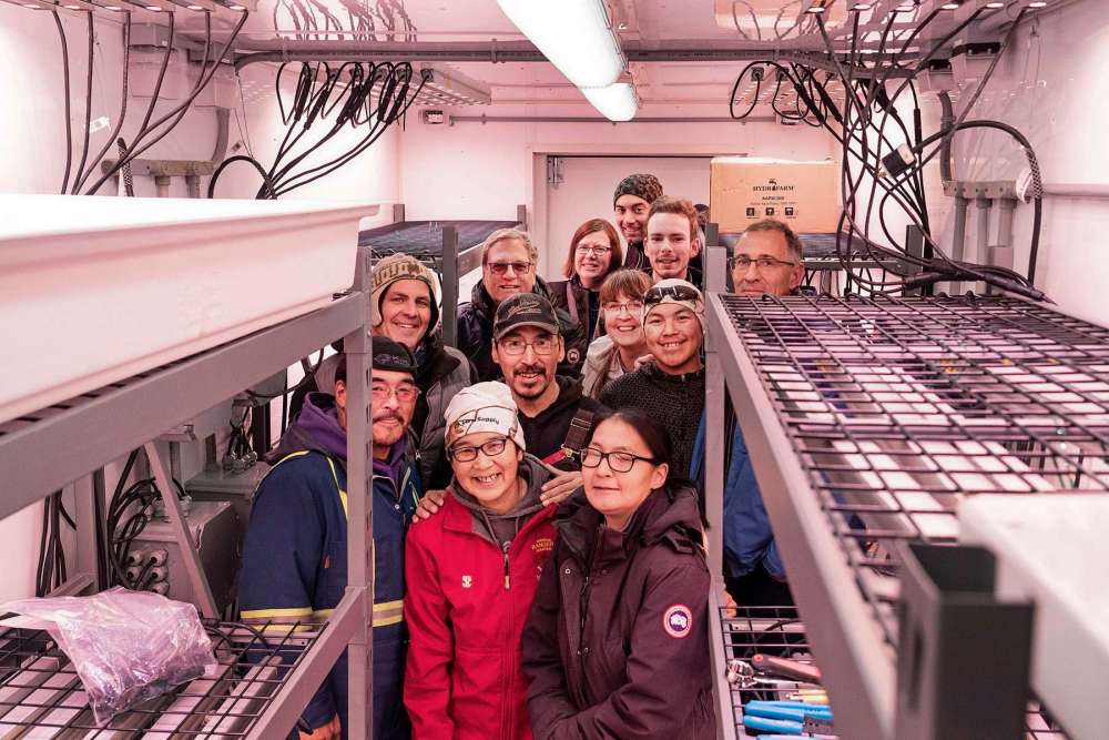 Sou'wester
Jim Bender (from left), Mark Ullikataq, Paul Waechter, Sammy Kogvik, Betty Kogvik, Leanne Wilson, Shawna MacKinnon,Dustin Atkichok, Susie Kununak, Adrian Schimnowski, Quade Digweed and Mark Blackmore inside a newly completed Naurvik grow pod facility in Gjoa Haven, Nunavut. Photo by Thomas Surian/ARF.