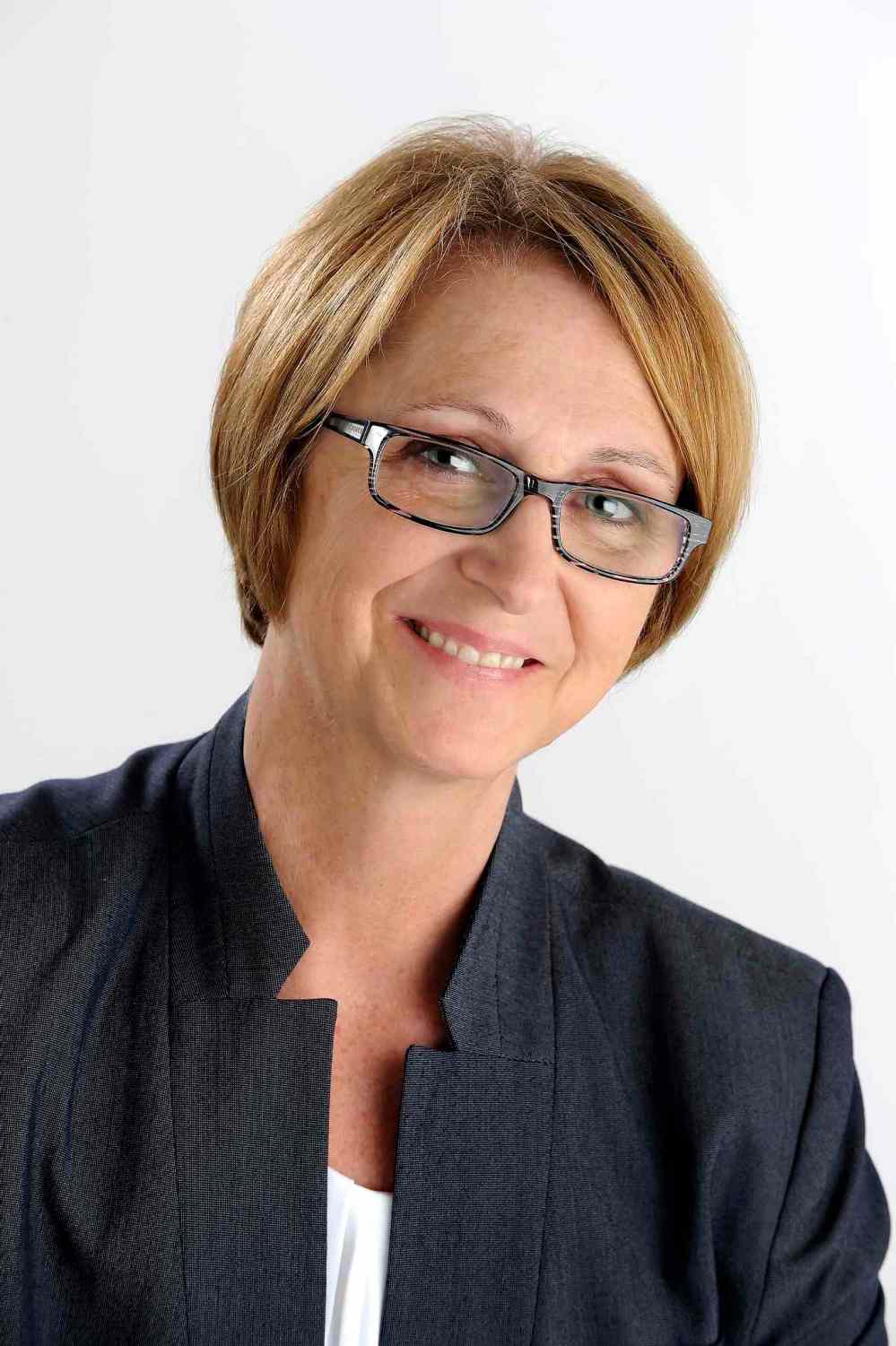 Supplied photo
East St. Paul mayoral candidate Shelley Hart is shown.