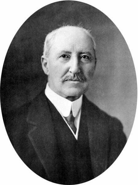City engineer Henry N. Ruttan brought order to the city’s street system, including a numbered street system, which he had to dismantle in 1893.