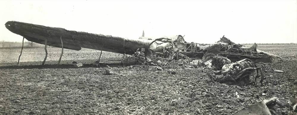 Supplied photo
The wreckage of the aircraft in which the Toilers were flying lies in a field near Neodesha, Kan.