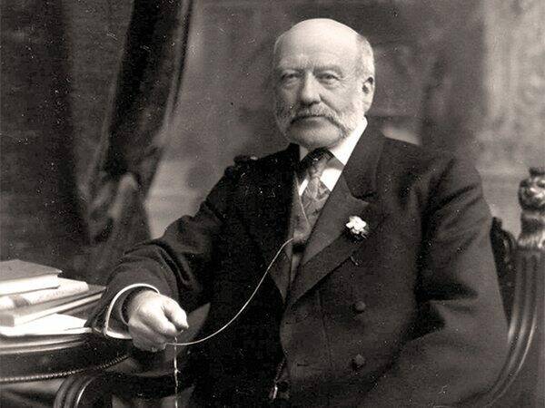 Archives of Manitoba
J.P. Robertson, pictured circa 1930, petitioned philanthropist Alexander Carnegie for the funds which paid for Winnipeg’s first public library