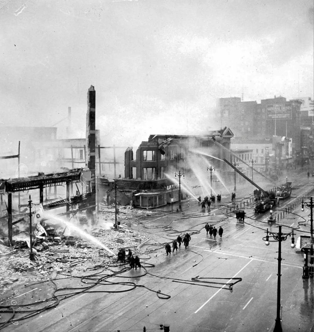 Free Press archives
The Time Building fire at Portage Avenue and Hargrave Street destroyed three building in 1954