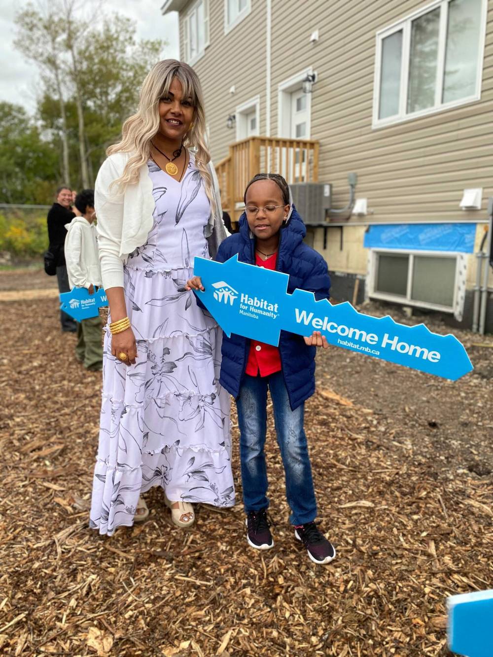 Photos by Sheldon Birnie
On Sept. 18, Habitat for Humanity Manitoba welcomed the first 15 families to Habitat’s new Pandora Avenue West development. When complete, it will be home to 55 new families, or an estimated 275 people.