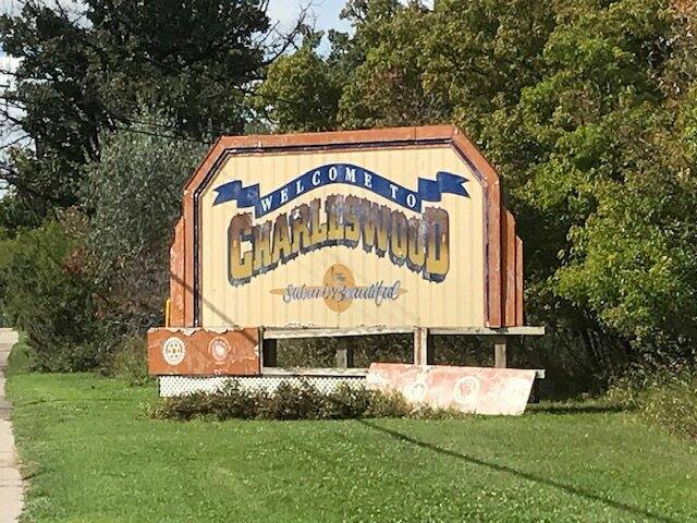 Photo by Lisa Lagasse
An updated Charleswood sign will be unveiled this fall, replacing one that has begun to show its age.
