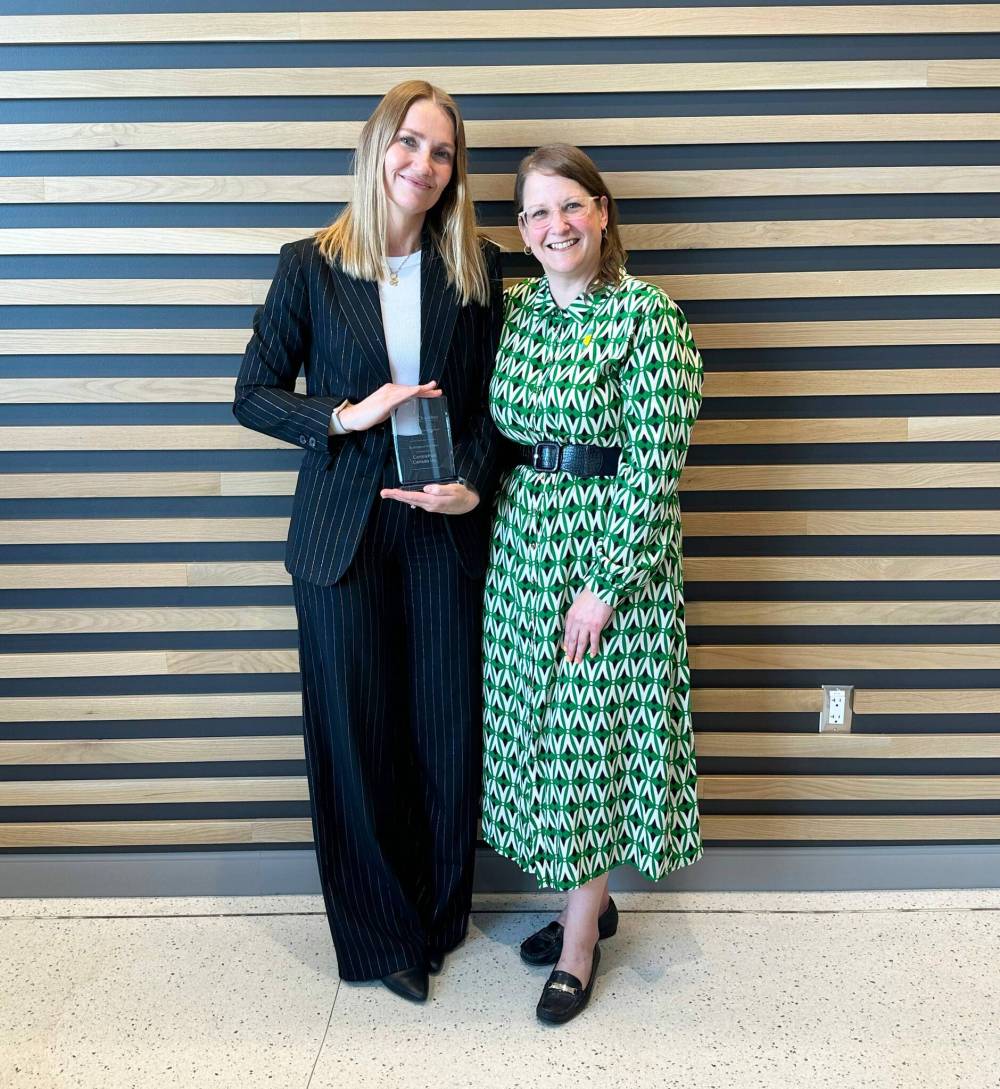 Supplied photo
Jill Chapman, executive director of CentrePort Canada, accepted last year’s business of the year award from Kristi Meek, executive director of the Assiniboia Chamber of Commerce.