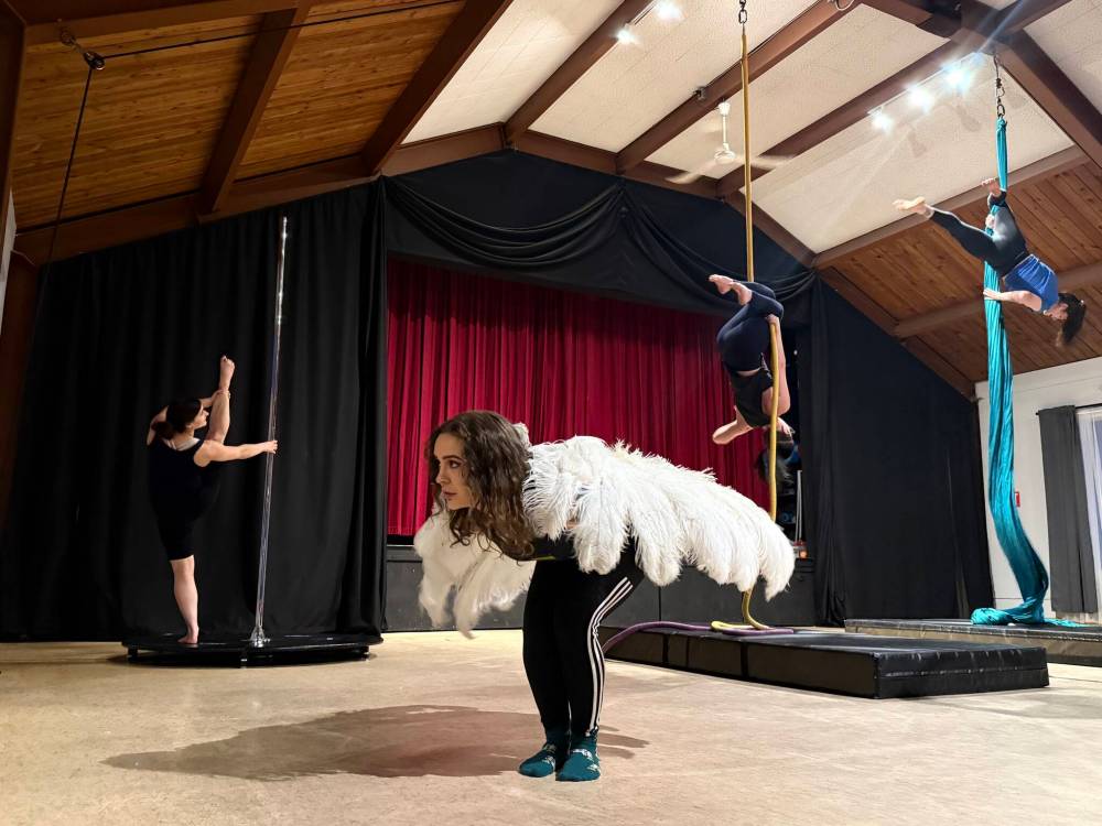 Photo by Emma Honeybun
Untamed: A Cirque Spectacular aims to transport audience members of all ages into a magical jungle. The show is created by Prairie Sky Circus and hosted by Chris Without the Hat.