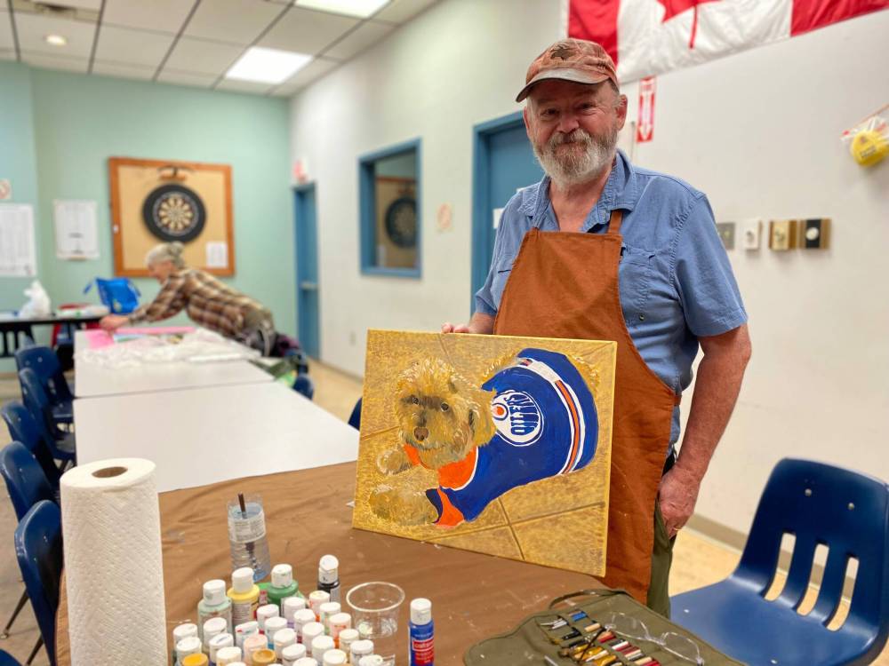 File photo by Sheldon Birnie
                                Stephen Moir teaches art classes and organizes the Silver Brushes Art Community, which meets Mondays and Wednesdays. The group is hosting its annual art show and sale on Saturday, Nov. 8 from 10 a.m. to 2 p.m. at 328 Whittier Ave. W.
