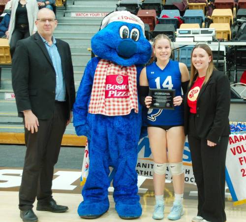 Photo by John Kendle
                                Linnae Johnson of the Jeanne-Sauvé Olympiens won the AAAA girls&rsquo; players&rsquo; choice award, which was presented by Manitoba High Schools Athletic Association president Jon Zilkey and Boston Pizza&rsquo;s Rylee Cockburn.