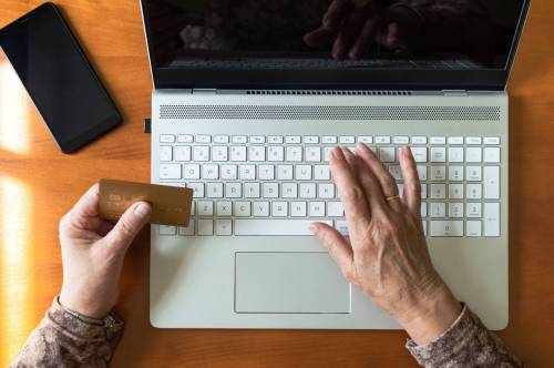 Adobe Stock photo
                                When you&rsquo;re considering buying a health product online, don&rsquo;t be fooled by fake endorsements or hard-to-believe promises of results.