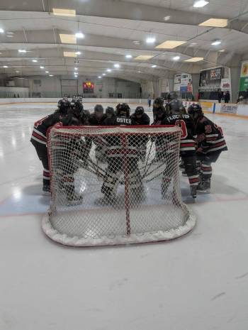 Supplied photo
                                The Béliveau Barracudas girls&rsquo; hockey team won the Manitoba Women&rsquo;s High School Hockey League&rsquo;s Division 3 title recently. Pictured are (back row, from left): May McCusker, Taylor Willoughby, and Lexi André. (Middle row, from left) Braedan King (head coach), Olivia Milberg, Avery Tabak, Sadie Leary, Ruby Oster, Alexis Leary, Grace Bain, Violet Heroux, Rielle Cherewick, Harley Maytchak, Callie Haight, Maddy Kuypers, Will Duffin (assistant coach), and Evan Rogers (assistant coach). (Front row, from left) Quinn Schmidt, Alison Whitaker, Hailey Gauthier, Acadia Flockton, Sarah Craig, Kendra Ott, and Andyn Ewald. Missing: Avan Hepburn and Leah Robinson.