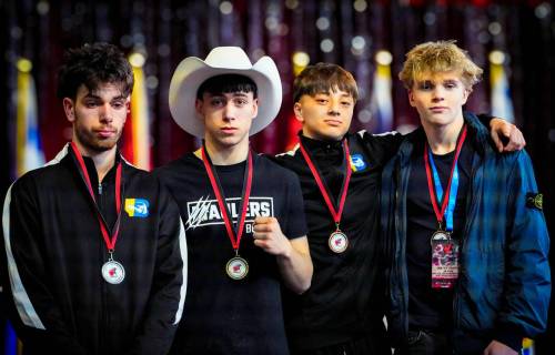 Supplied photo by Ken LeBlanc
                                Damir Kudosov (second from left, in hat), who trains with Selkirk&rsquo;s Maulers and Pan Am Boxing Club, won gold in the U19 65-kilogram division at the Boxing Canada national championships in Calgary last month.
