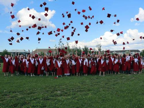 Supplied photo
                                Congratulations to all graduates from Louis Riel School Division, such as those at Collège Béliveau&rsquo;s convocation, pictured here.