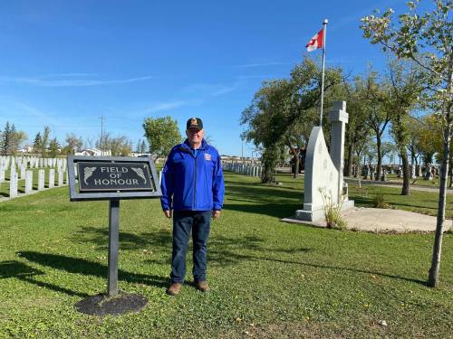 File photo
                                Area historian Peter Martin, pictured here in a file photo at Transcona Cemetery&rsquo;s Field of Honour. In total, 133 people from Transcona gave their lives during the First and Second World Wars.