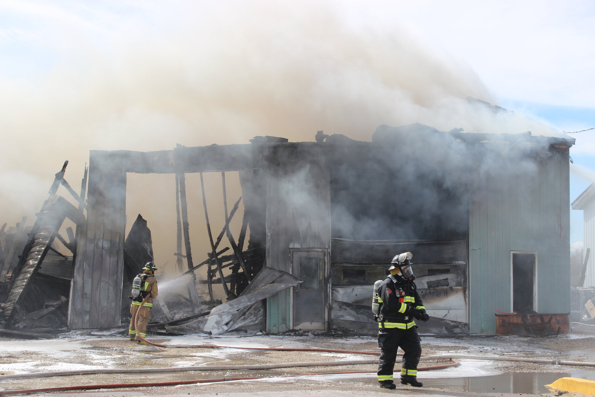 Semi truck fire engulfs Niverville building The Carillon