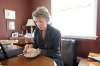 RUTH BONNEVILLE / WINNIPEG FREE PRESS
Susan Griffiths spends one of her last days at home on April 4.