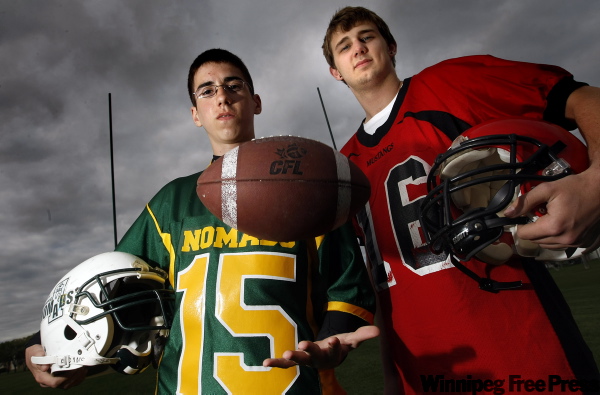 PHIL.HOSSACK@FREEPRESS.MB.CA
Trevor Pomarenski (left) of the Nomads and St. Vital’s Jordan Doiron will face off in Saturday’s Stroppa Bowl.
