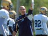 KEN GIGLIOTTI / WINNIPEG FREE PRESS
Blue Bombers’ Mike Kelly has his first test as a head coach tonight against the Es­kimos  at Ed­monton’s  Common­wealth  Stadium.