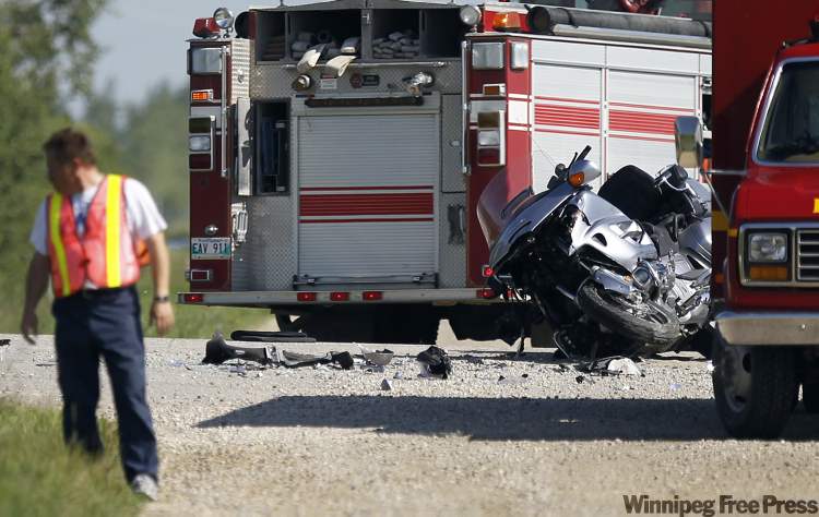 Man killed in motorcycle crash with car – Winnipeg Free Press